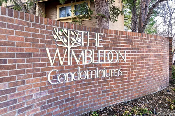 a car parked in front of a building