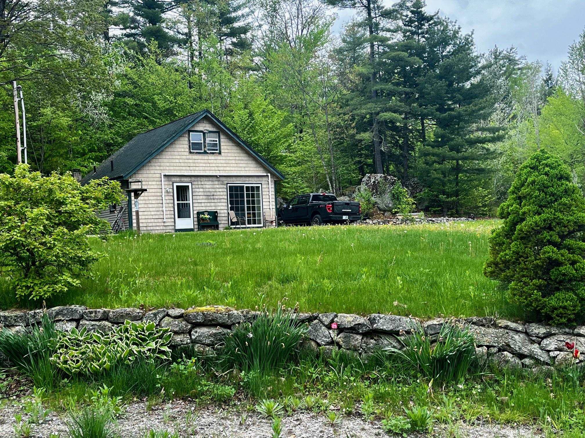 28 Jewell Road Wilmot, NH 03287 - Photo 1 of 14