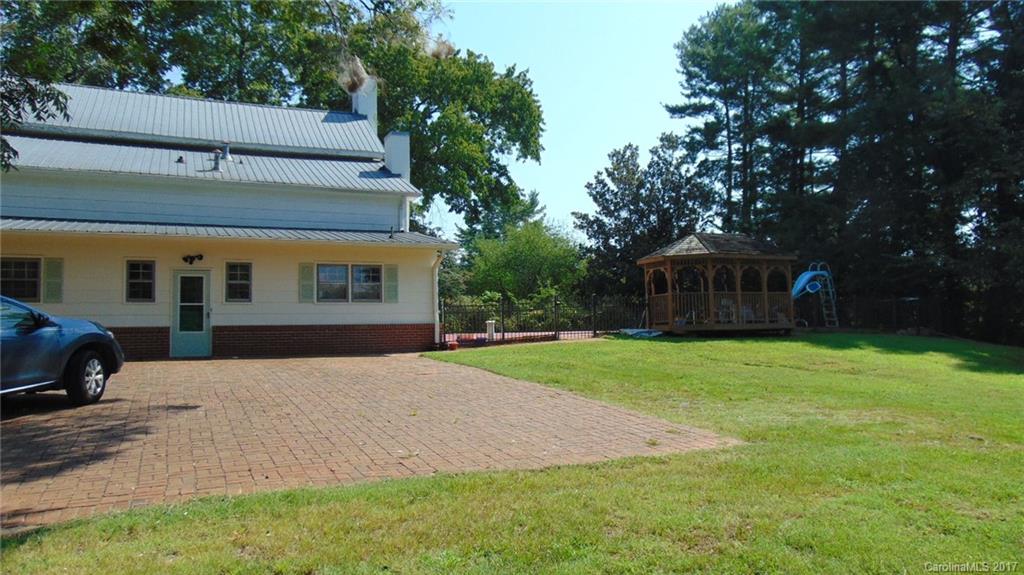 135 Chimney Rock Road Rutherfordton, NC 28139 - Photo 2 of 24 Gallery Image 2
