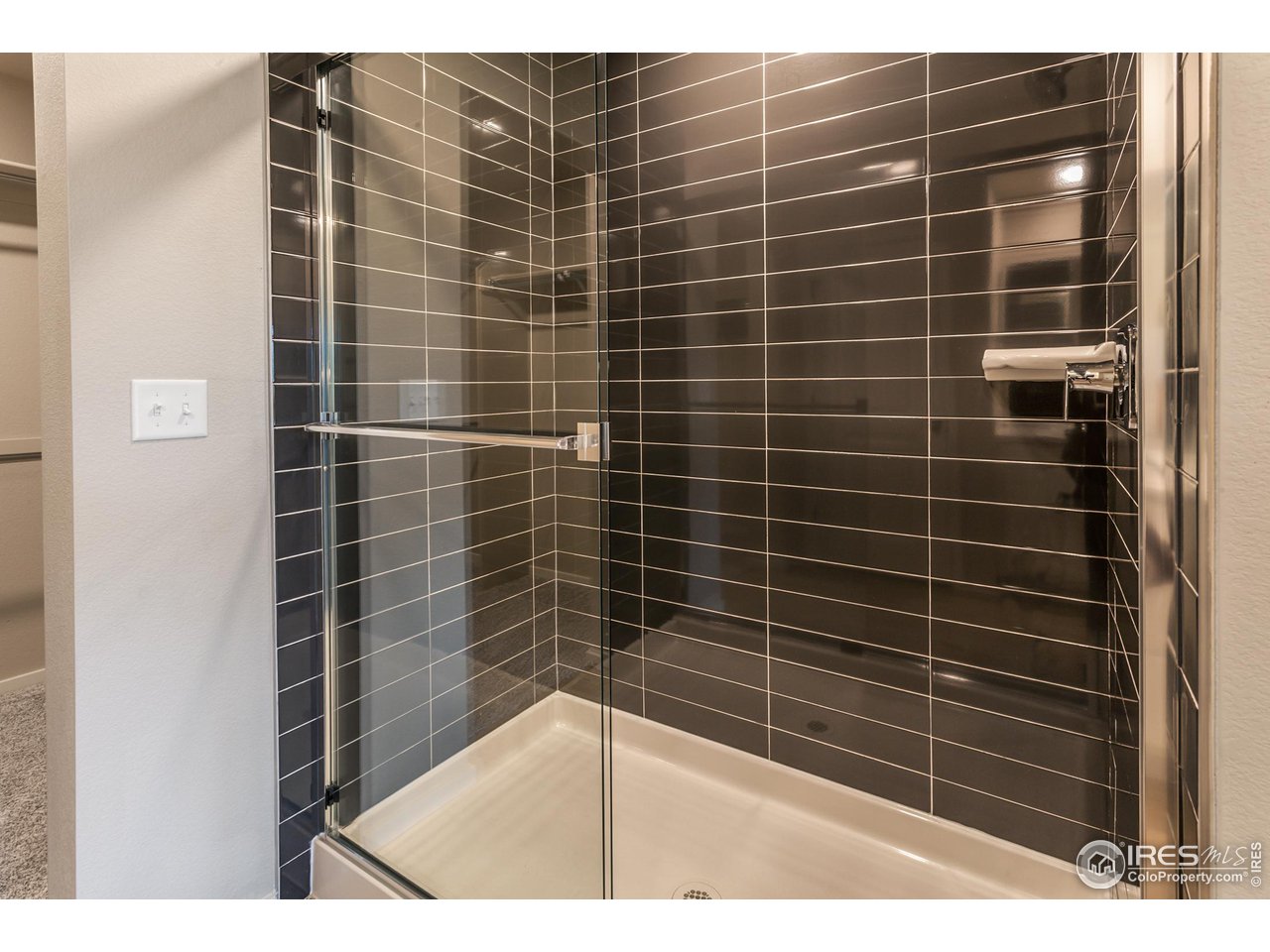 6721 4th St Road, Unit 5 Greeley, CO 80634 - Photo 24 of 38 MASTER BATH