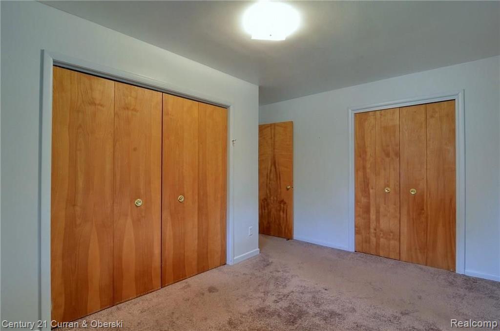 28211 Peppermill Road Farmington Hills, MI 48331 - Photo 17 of 26