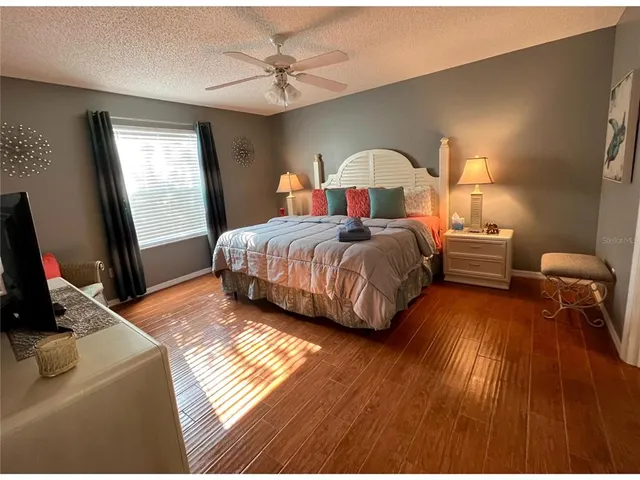 $2,100 | 1314 Corona Avenue, Lady Lake, FL 32159