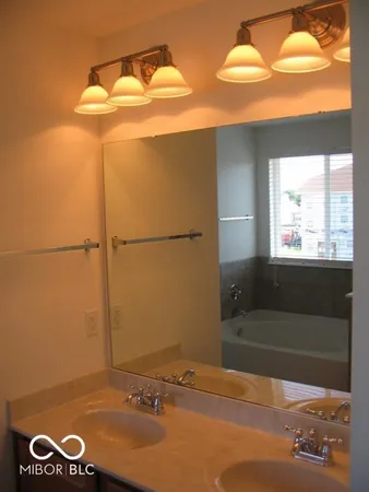 $2,750 | 11249 Candice Drive, Fishers, IN 46038