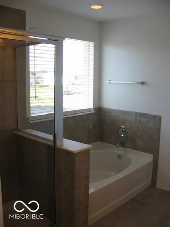 $2,750 | 11249 Candice Drive, Fishers, IN 46038