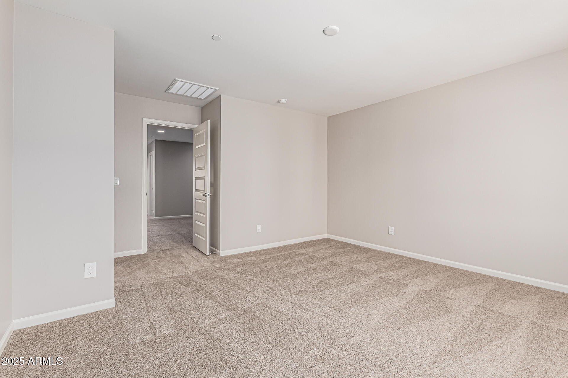 733 East Commonwealth Avenue, Unit 4 Chandler, AZ 85225 - Photo 15 of 42 15 Commonwealth