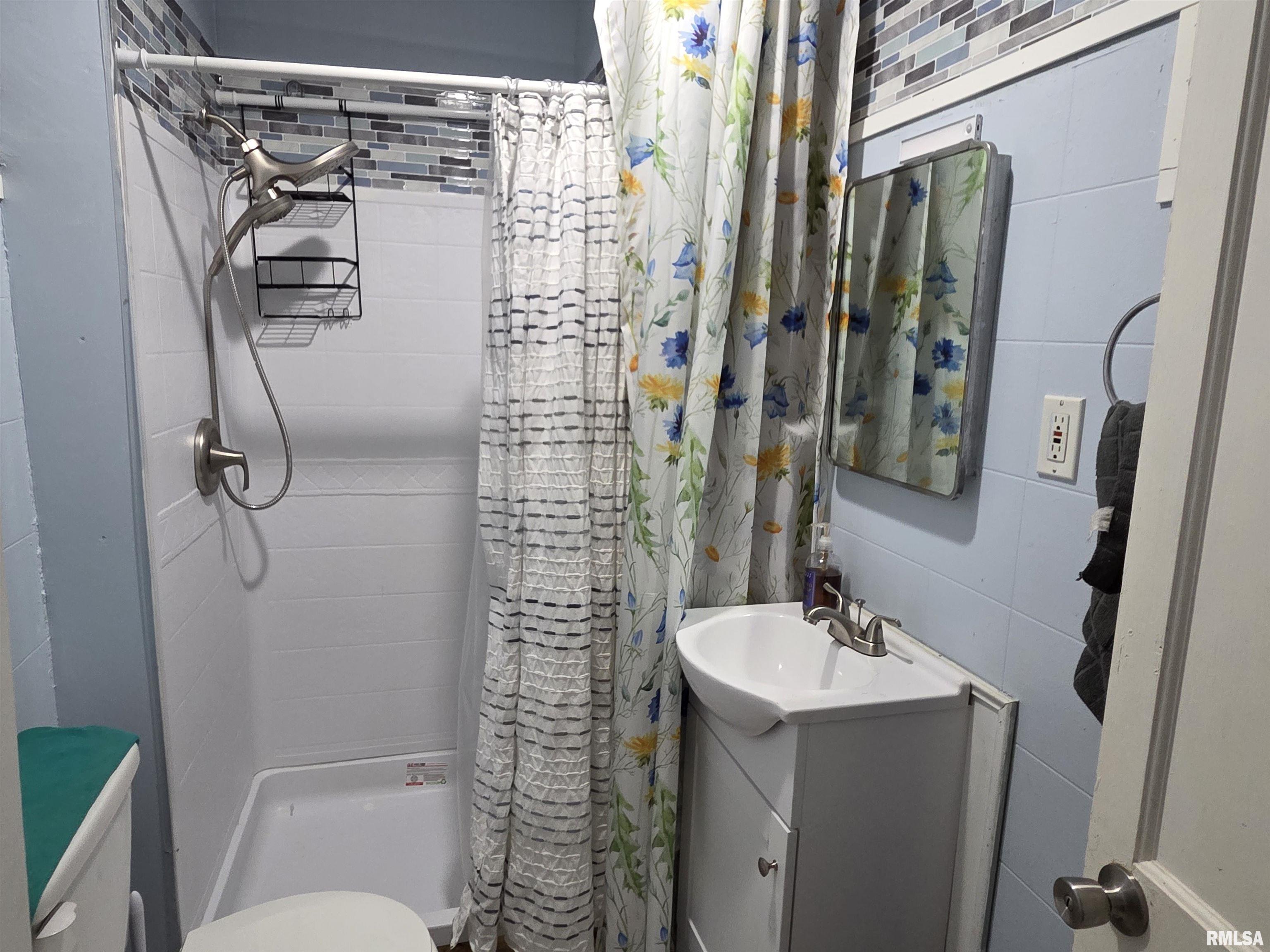 308 South Bonham Street Macomb, IL 61455 - Photo 20 of 24