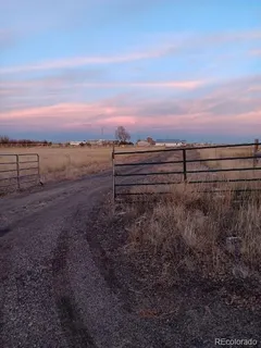 $625,000 | 2431 South Co Road 193, Byers, CO 80103