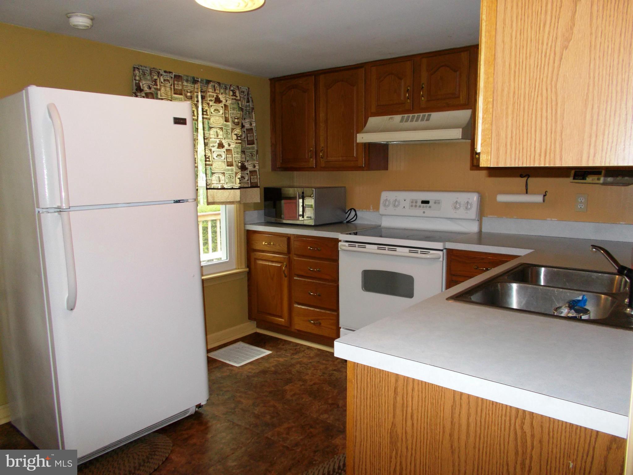 15110 Clear Spring Road Williamsport, MD 21795 - Photo 22 of 30 Kitchen