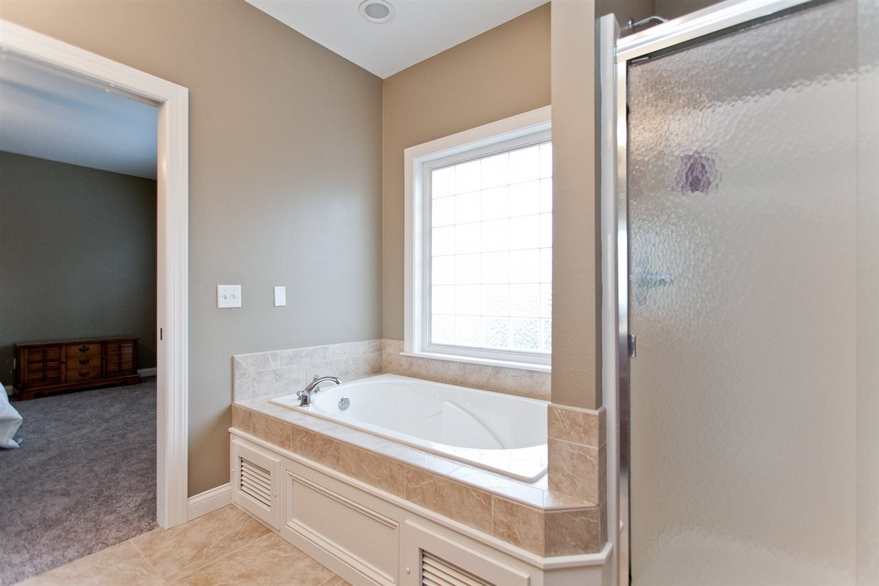 2535 Newcastle Road Marion, IA 52302 - Photo 24 of 41 Gallery Image 24