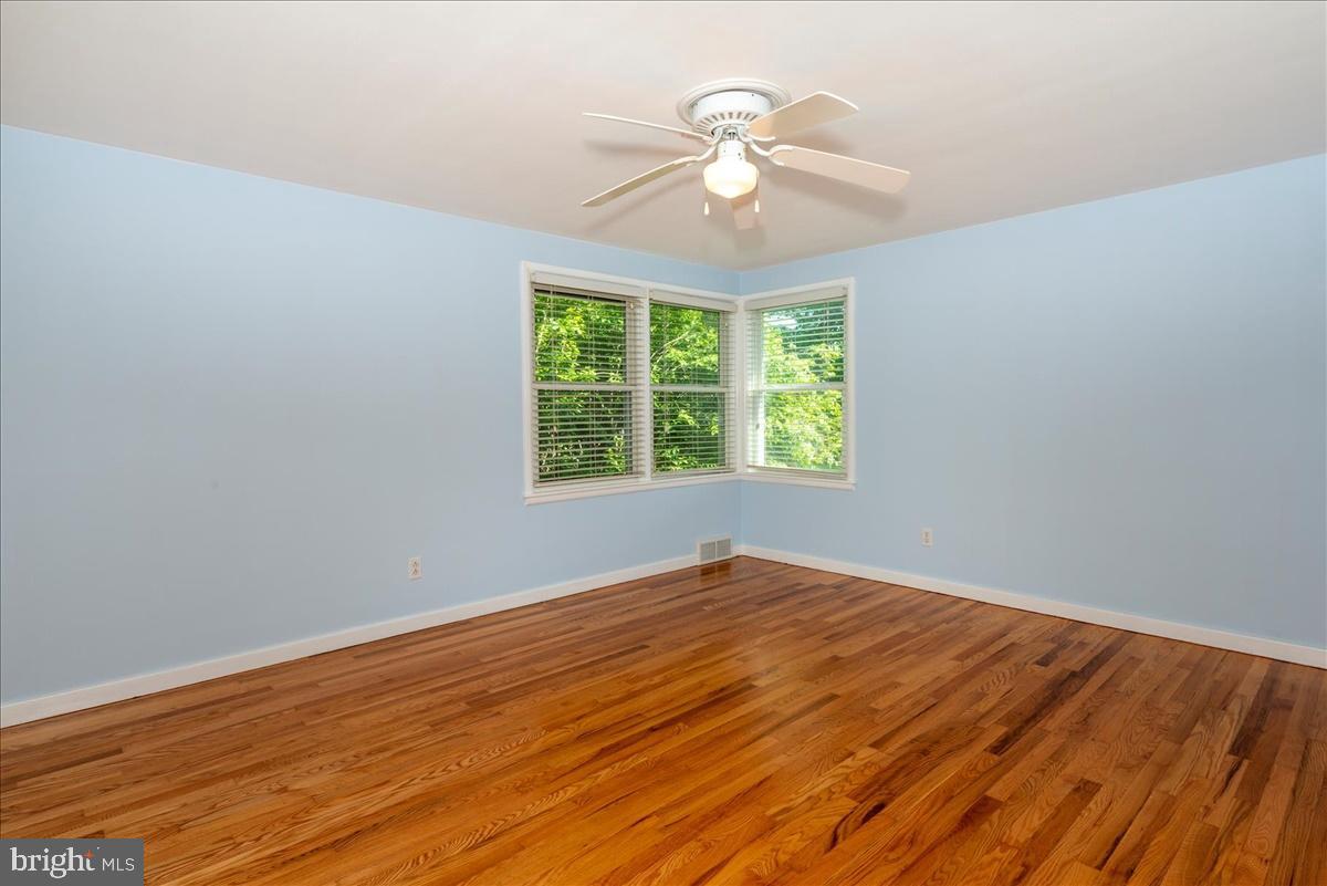 384 Greendale Road York, PA 17403 - Photo 14 of 26