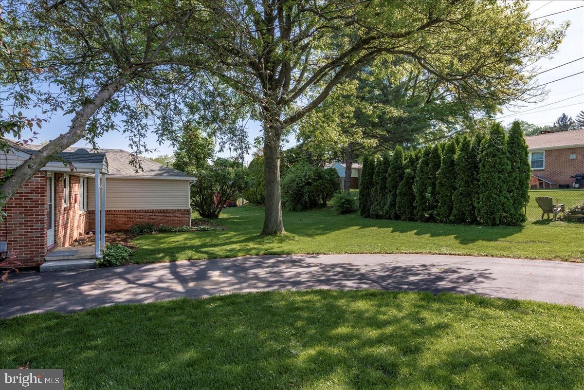 384 Greendale Road York, PA 17403 - Photo 26 of 26 Rear Entry Driveway