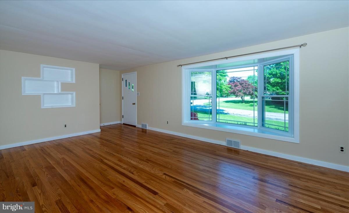 384 Greendale Road York, PA 17403 - Photo 4 of 26 Living Room with Large Bay Window