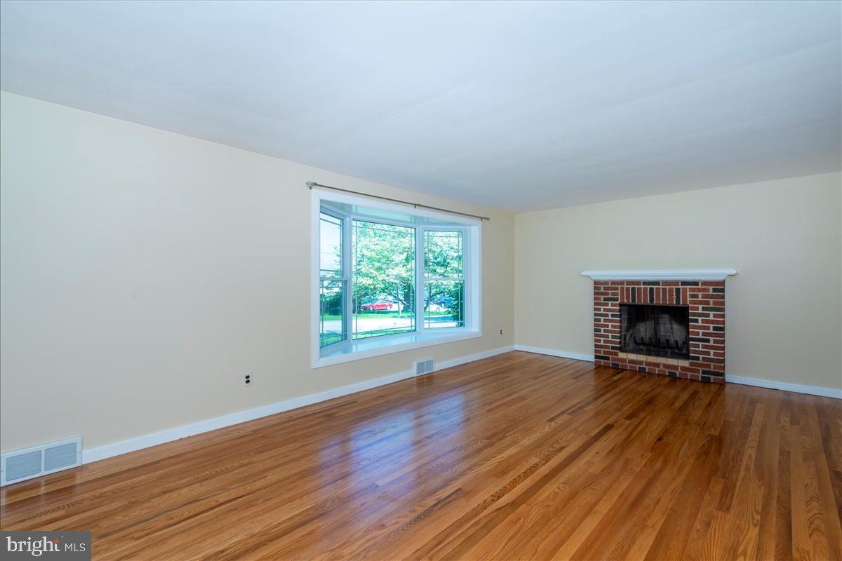384 Greendale Road York, PA 17403 - Photo 5 of 26 Brick Fireplace