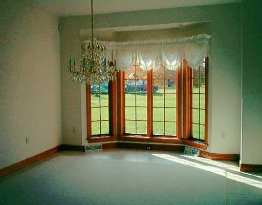 2040 Savannah Road New Castle, PA 16101 - Photo 6 of 8