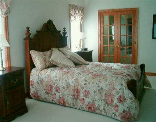 2040 Savannah Road New Castle, PA 16101 - Photo 7 of 8