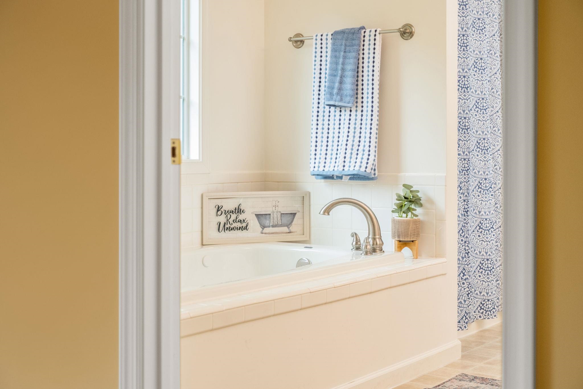1456 New Hope Road Staunton, VA 24401 - Photo 27 of 46 a bathroom with a sink and a mirror