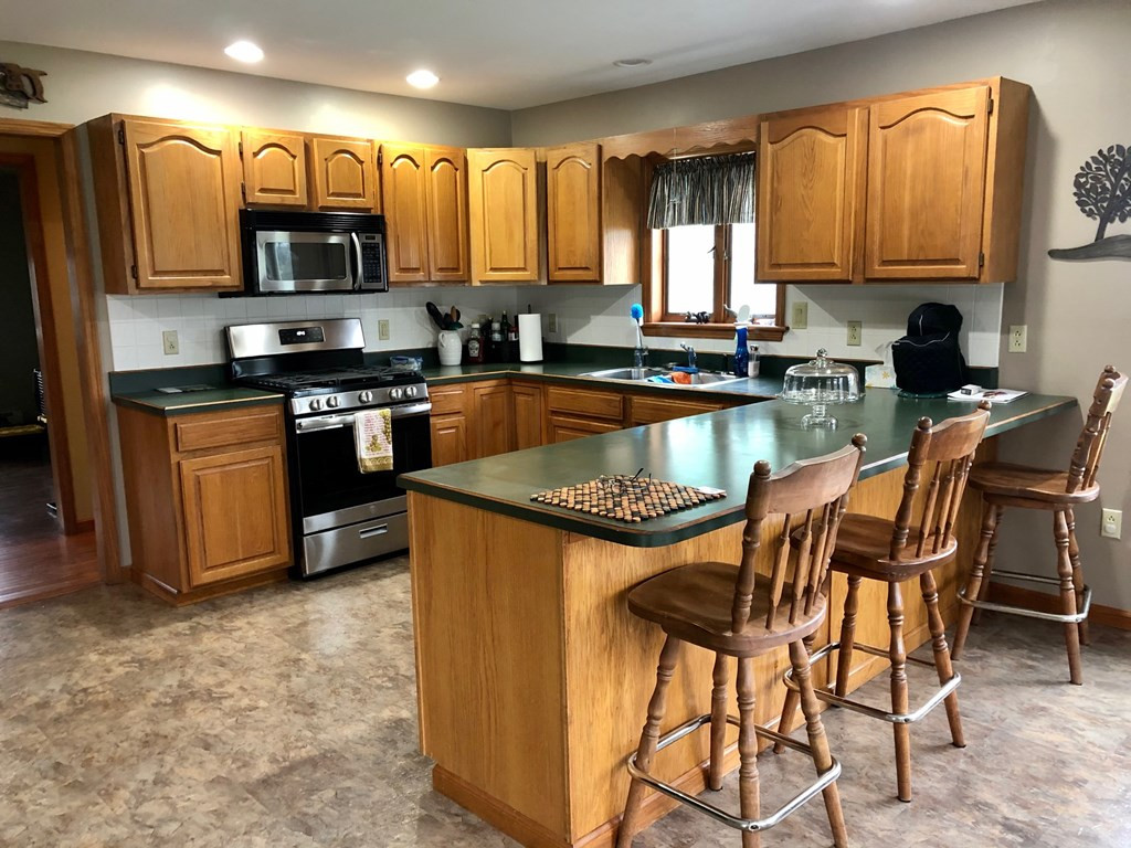635 Fuller Road Peru, NY 12972 - Photo 2 of 6