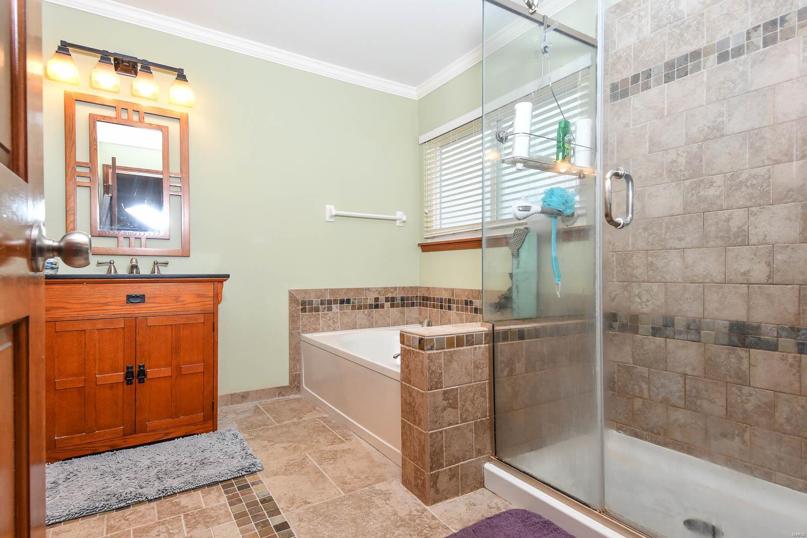 226 Cleta Court Ballwin, MO 63021 - Photo 16 of 45 Gallery Image 16