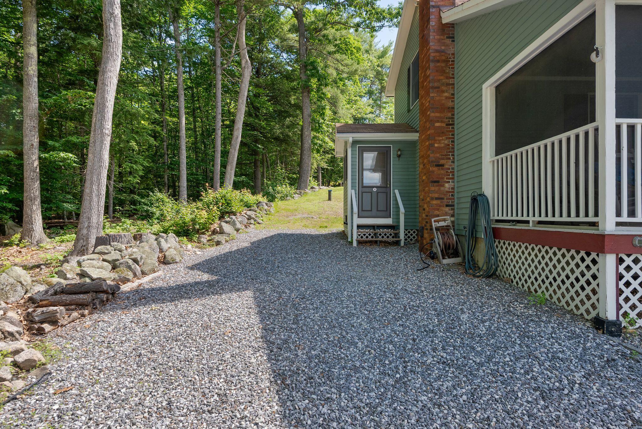29 Beach Road Naples, ME 04055 - Photo 31 of 43 31