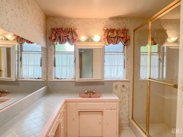 $425,000 | Undisclosed Address, Bakersfield, CA 93301