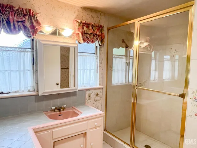 $425,000 | Undisclosed Address, Bakersfield, CA 93301