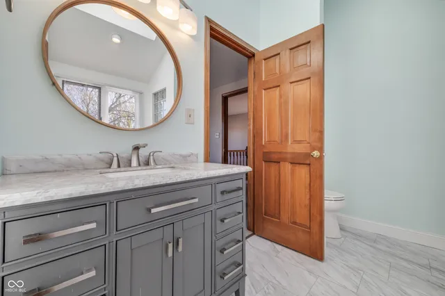 $425,000 | 403 Southcreek Drive North, Indianapolis, IN 46217