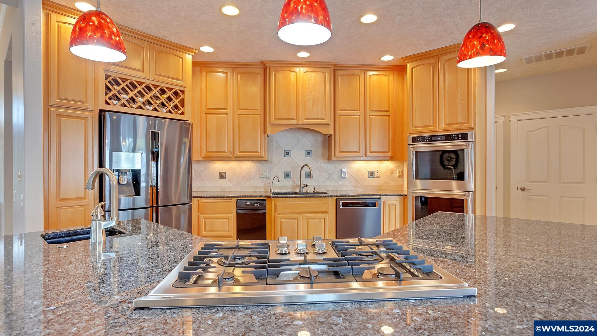 4631 Northeast Granite Avenue Albany, OR 97321 - Photo 14 of 41