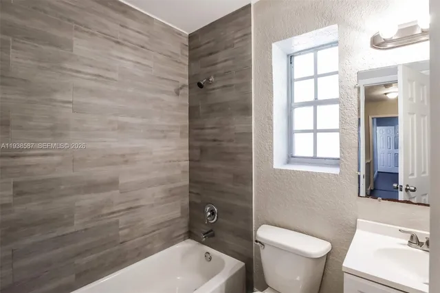 $3,370 | 1315 Northeast 203rd Street, Miami, FL 33179