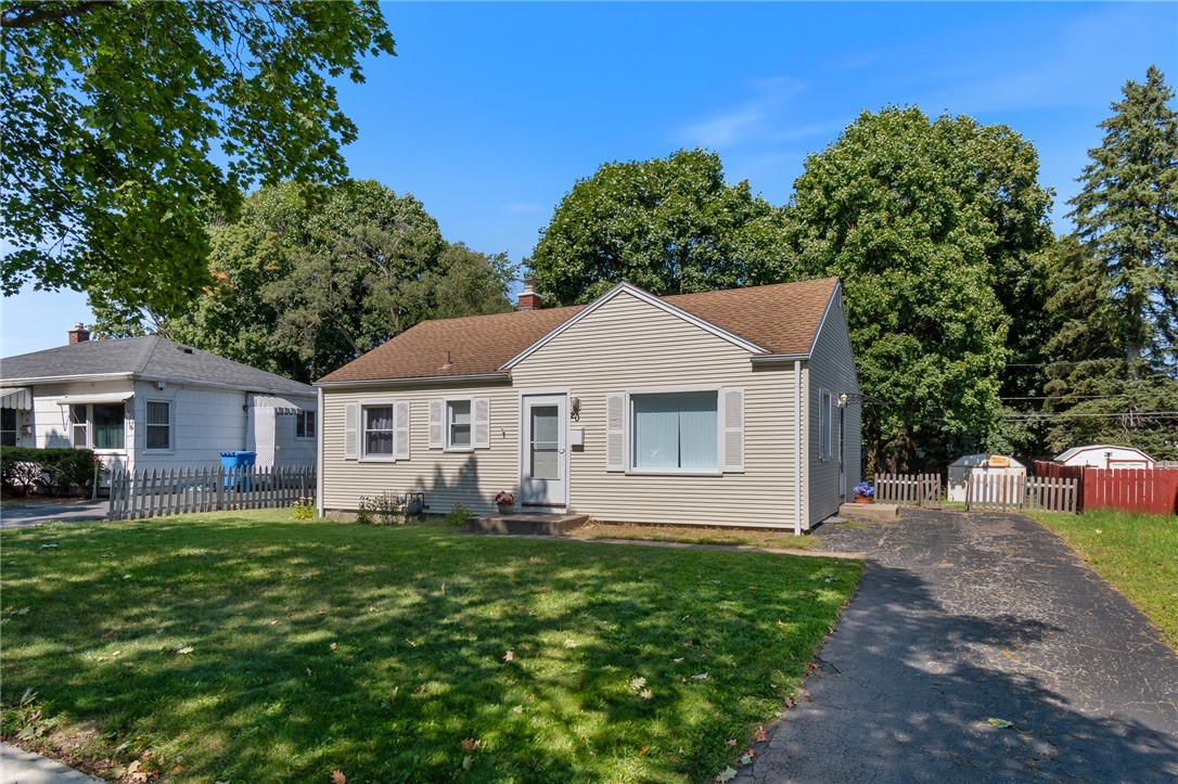 20 Studley Street Rochester, NY 14616 - Photo 2 of 35 The driveway takes you directly to the side door e