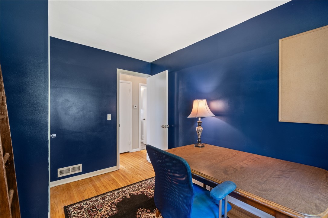 20 Studley Street Rochester, NY 14616 - Photo 22 of 35 The office space - or use as a third bedroom