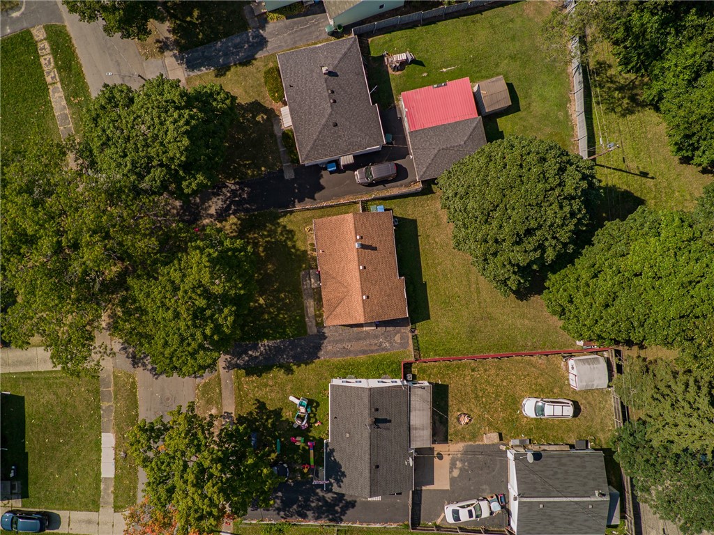 20 Studley Street Rochester, NY 14616 - Photo 33 of 35 Fenced in too!