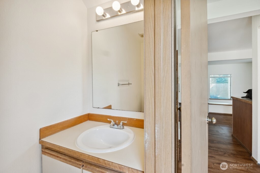 127 Union Avenue Northeast Renton, WA 98059 - Photo 13 of 26