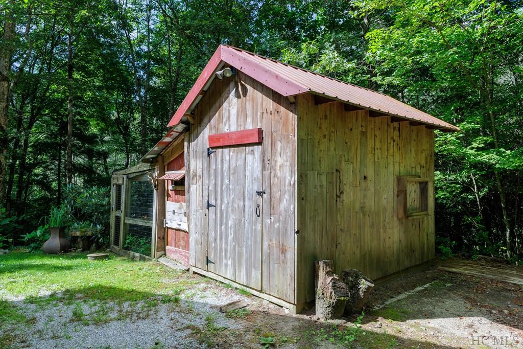 18 Dendy Orchard Road Highlands, NC 28741 - Photo 22 of 32 Gallery Image 22