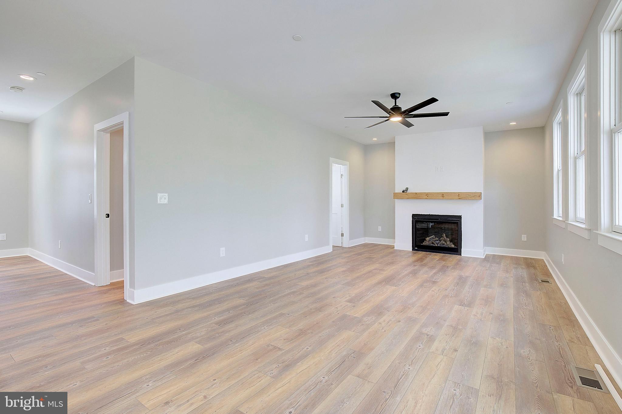 127 Shore Road Arnold, MD 21012 - Photo 25 of 53 Example of Builders Work