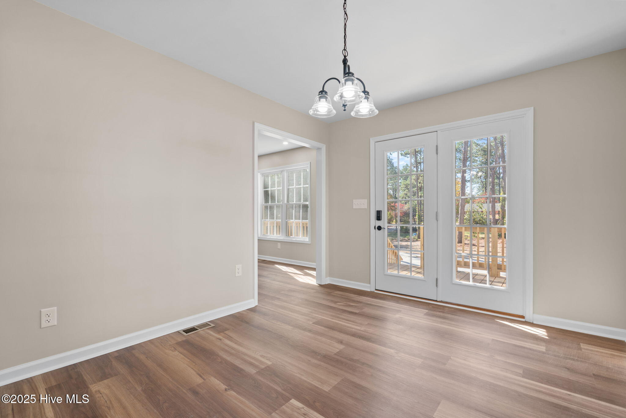 215 Beech Street Hamlet, NC 28345 - Photo 13 of 47 25-web-or-mls-DSC01137