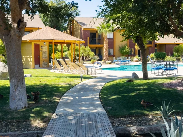 $1,950 | 48255 Monroe Street, Unit 2, Indio, CA 92201