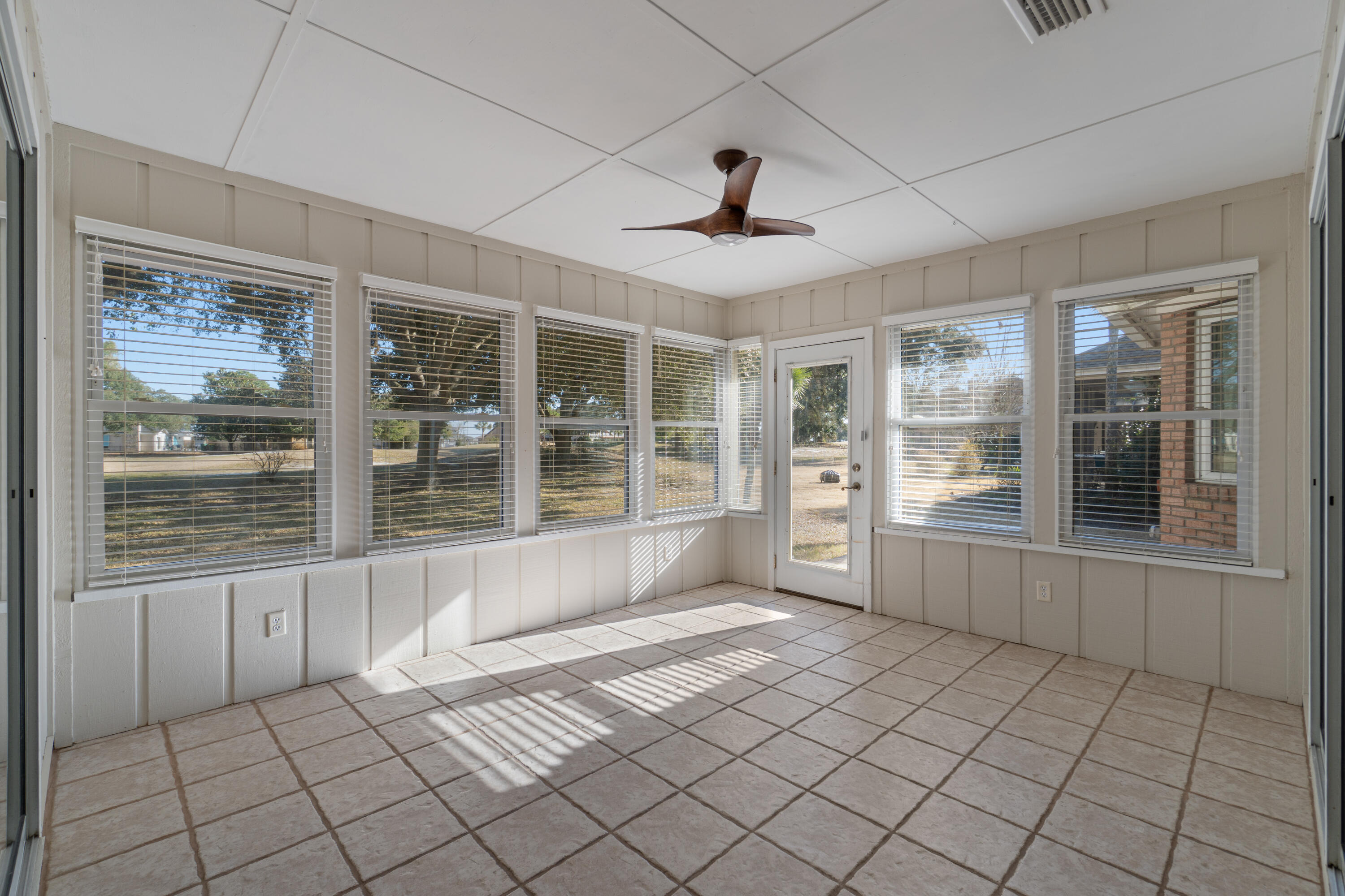 915 Shalimar Point Drive Shalimar, FL 32579 - Photo 31 of 43 Interior