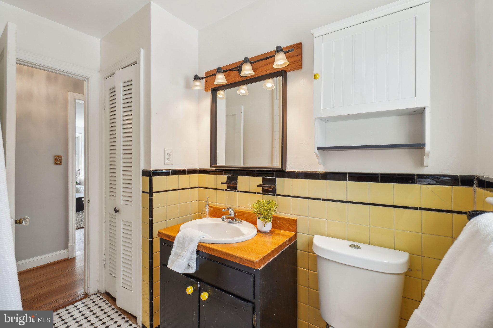 2007 Lansdowne Way Silver Spring, MD 20910 - Photo 23 of 40