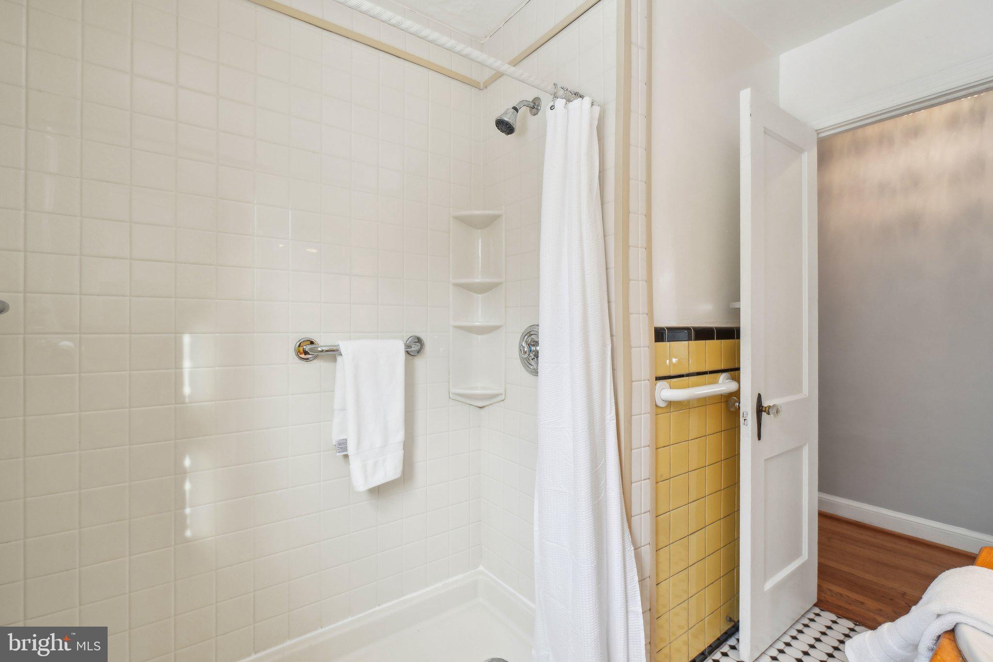 2007 Lansdowne Way Silver Spring, MD 20910 - Photo 24 of 40