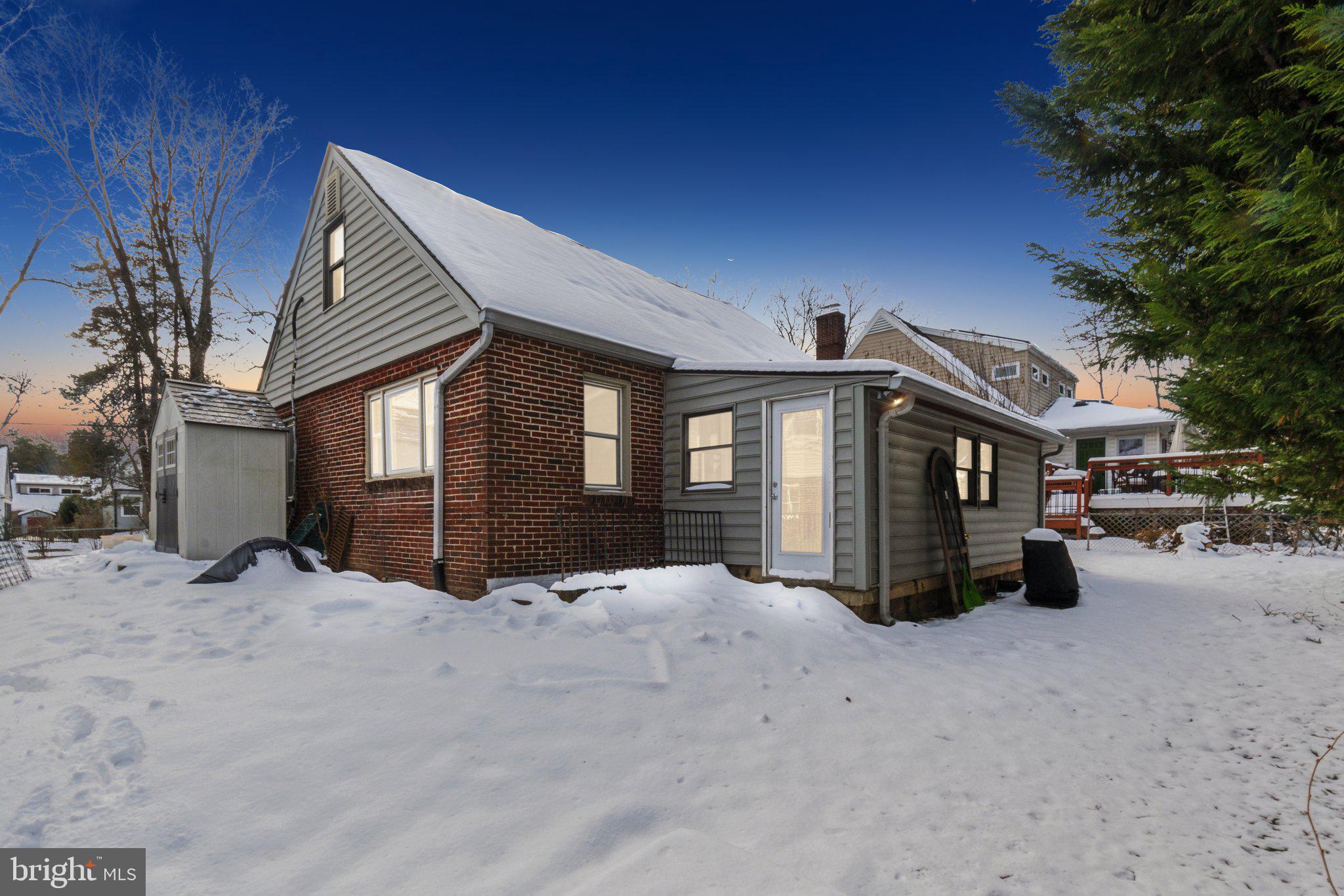 2007 Lansdowne Way Silver Spring, MD 20910 - Photo 32 of 40