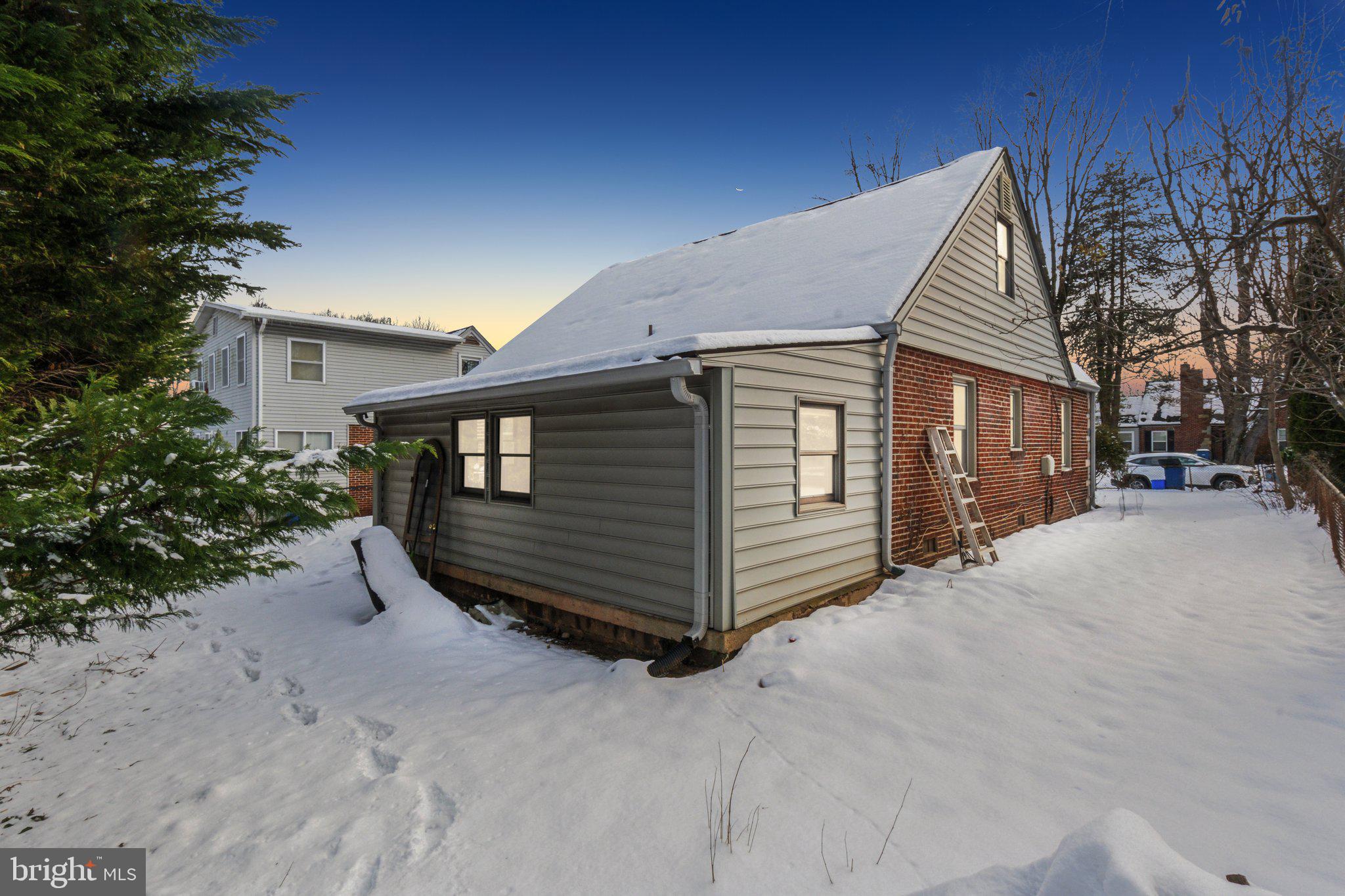 2007 Lansdowne Way Silver Spring, MD 20910 - Photo 33 of 40