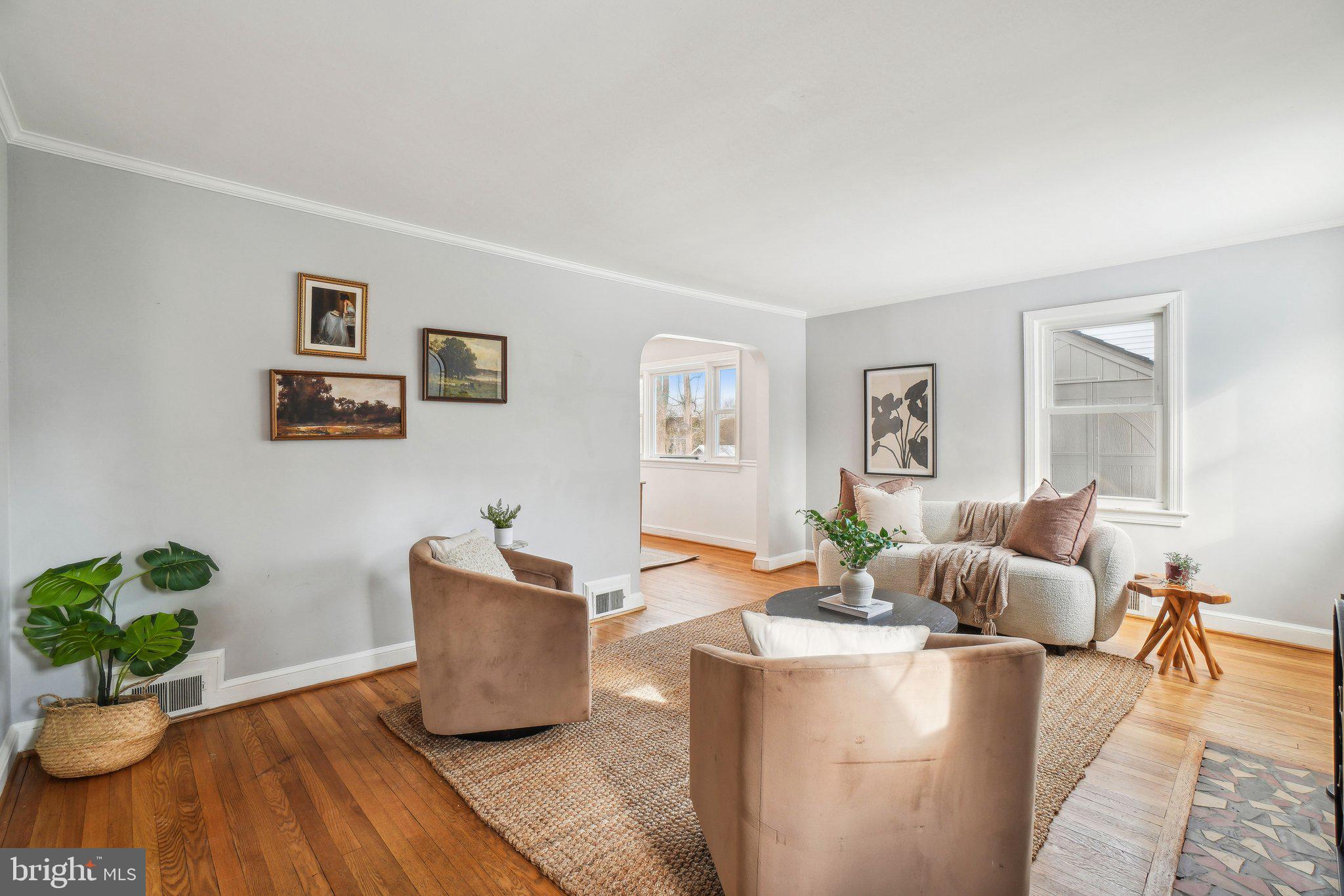 2007 Lansdowne Way Silver Spring, MD 20910 - Photo 7 of 40