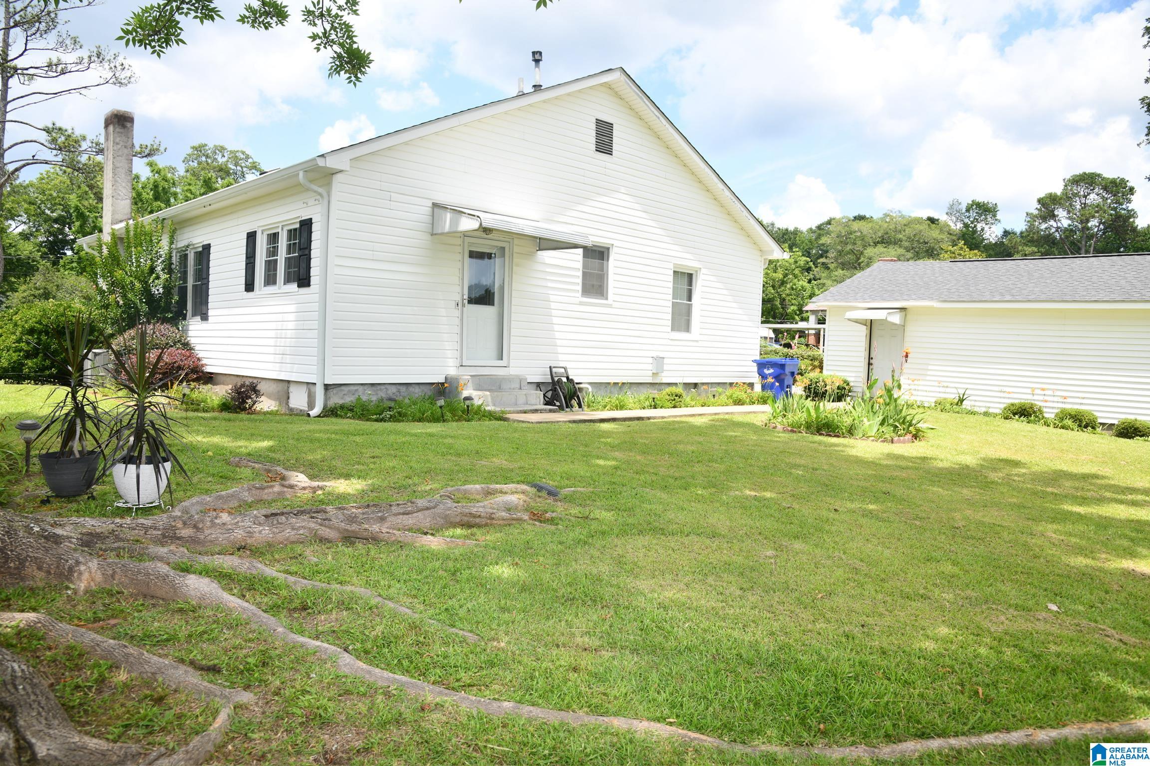 435 South Street Roanoke, AL 36274 - Photo 3 of 11