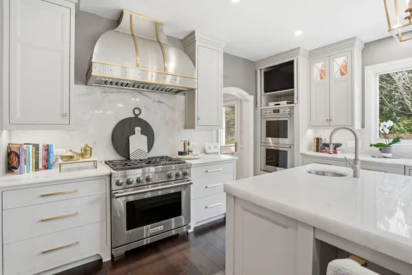 $2,495,000 | 1877 Banbury Road, Inverness, IL 60067