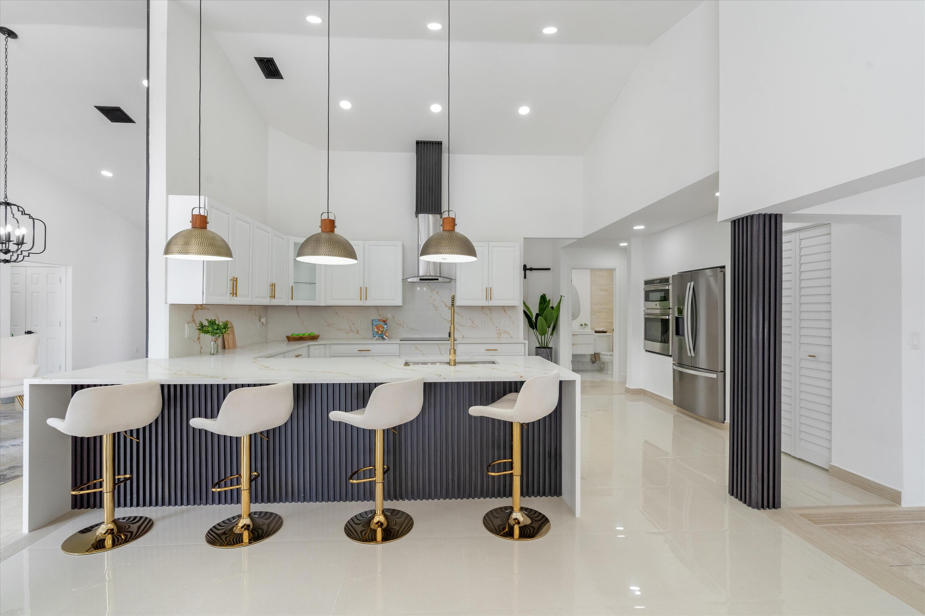 12725 Kingsway Road Wellington, FL 33414 - Photo 13 of 61 11-12725 Kingsway Road Wellington, FL-11