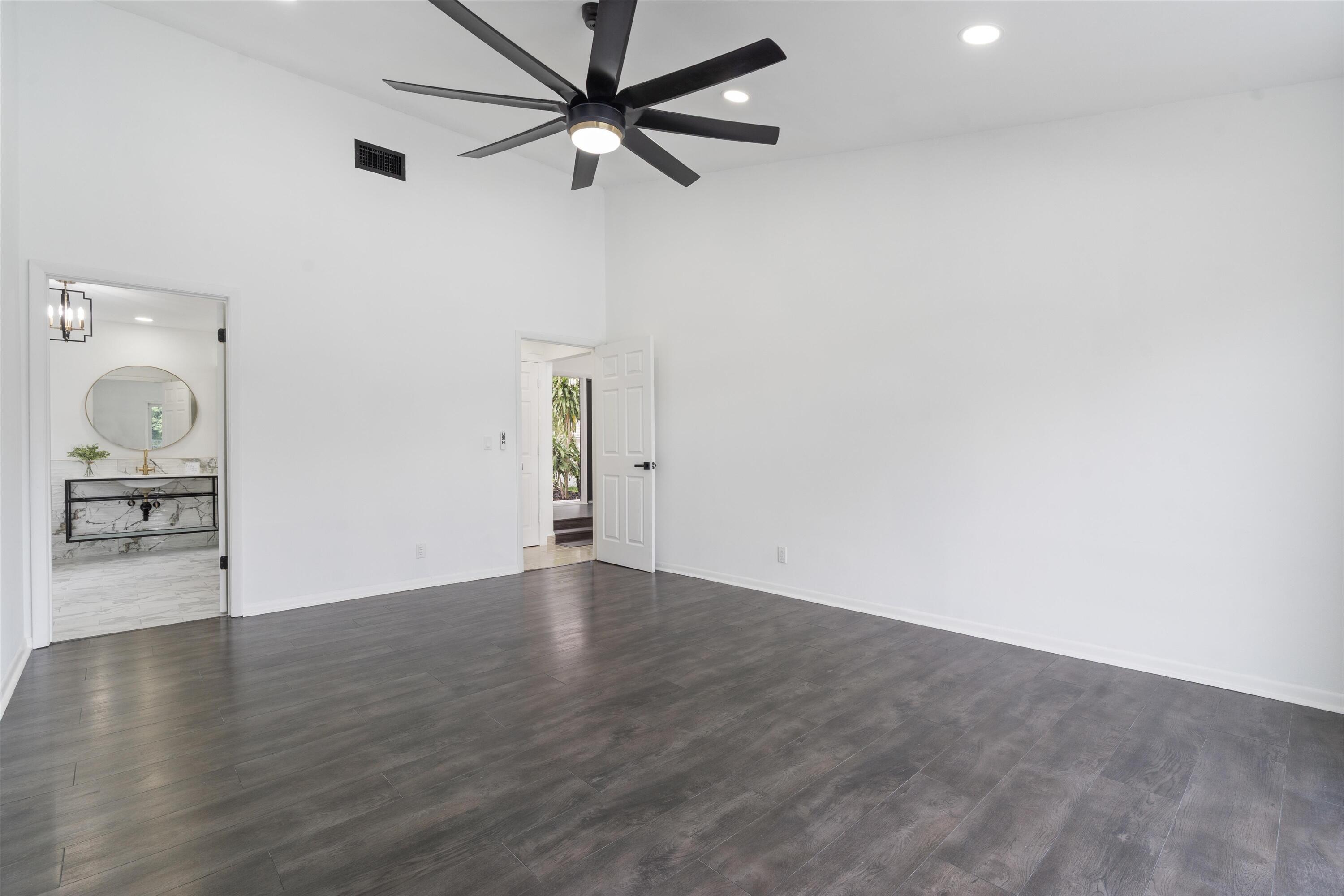 12725 Kingsway Road Wellington, FL 33414 - Photo 26 of 61 23-12725 Kingsway Road Wellington, FL-11