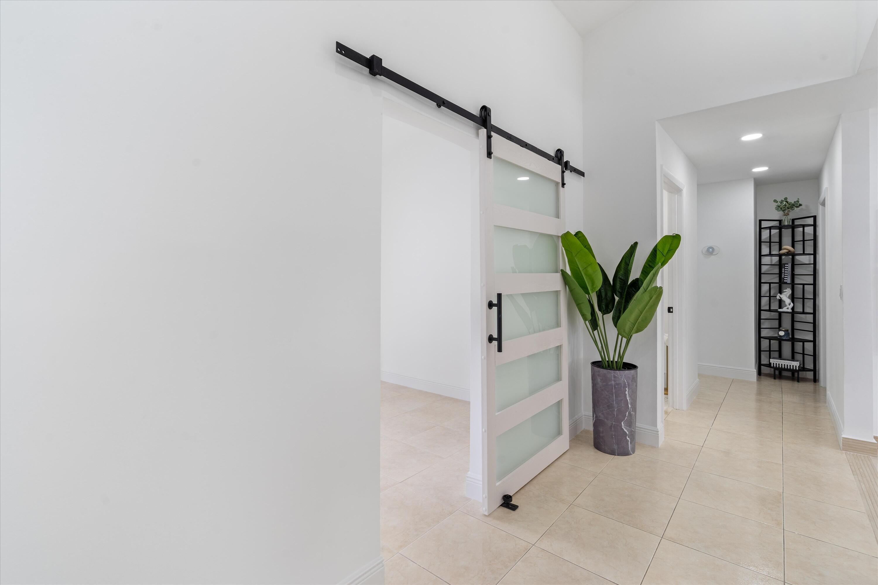 12725 Kingsway Road Wellington, FL 33414 - Photo 31 of 61 31-12725 Kingsway Road Wellington, FL-11