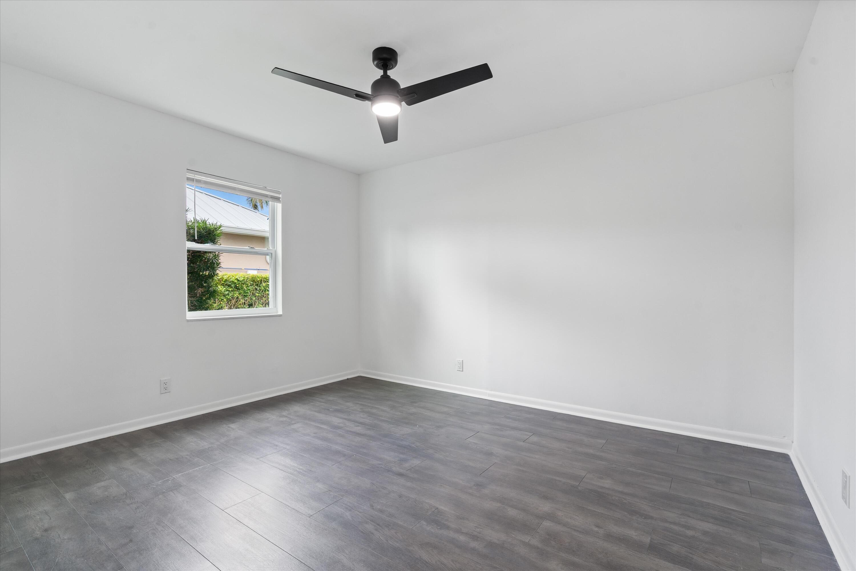 12725 Kingsway Road Wellington, FL 33414 - Photo 35 of 61 34-12725 Kingsway Road Wellington, FL-12