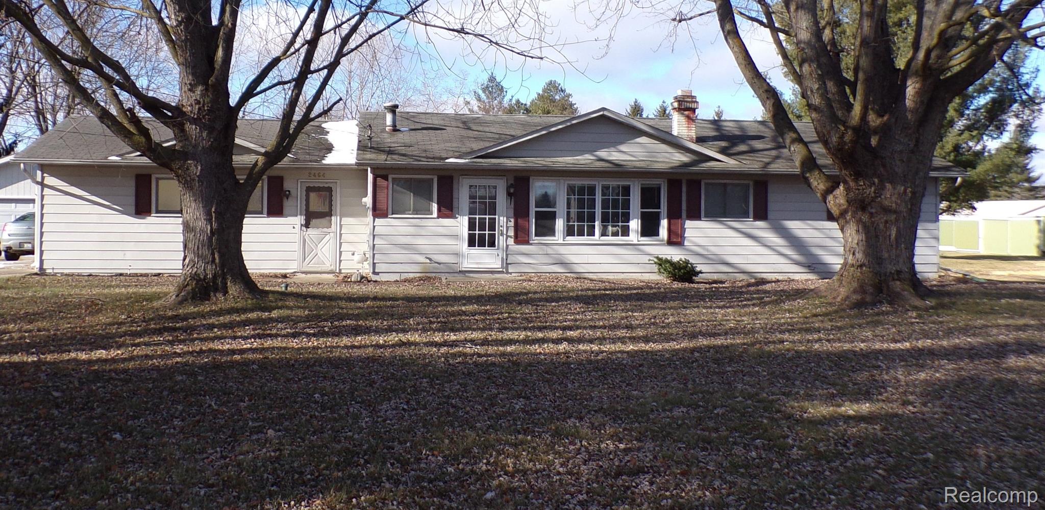 2464 South Irish Road Davison, MI 48423 - Photo 1 of 18 Gallery Image 1