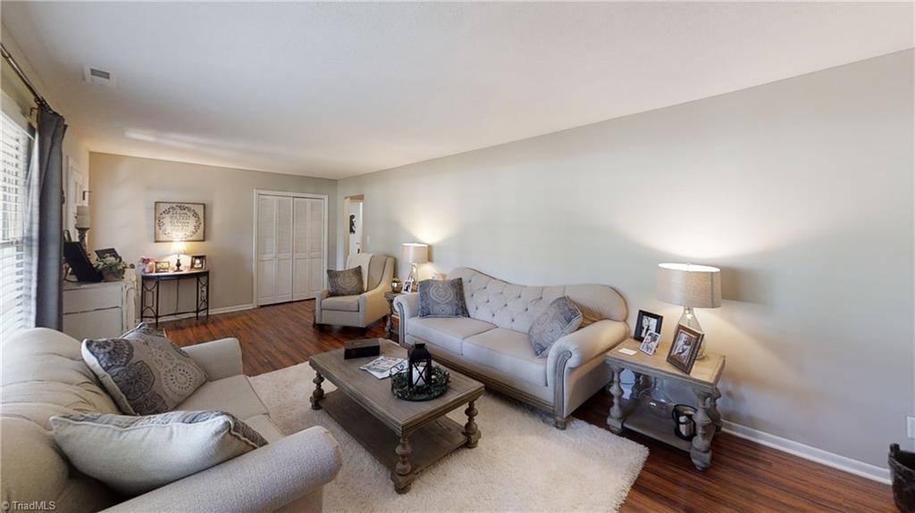Den/Living Room